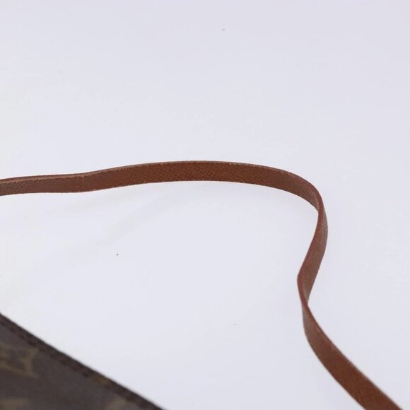 LOUIS VUITTON Monogram Papillon Pouch LV Auth yk18766 - Picture 9 of 16